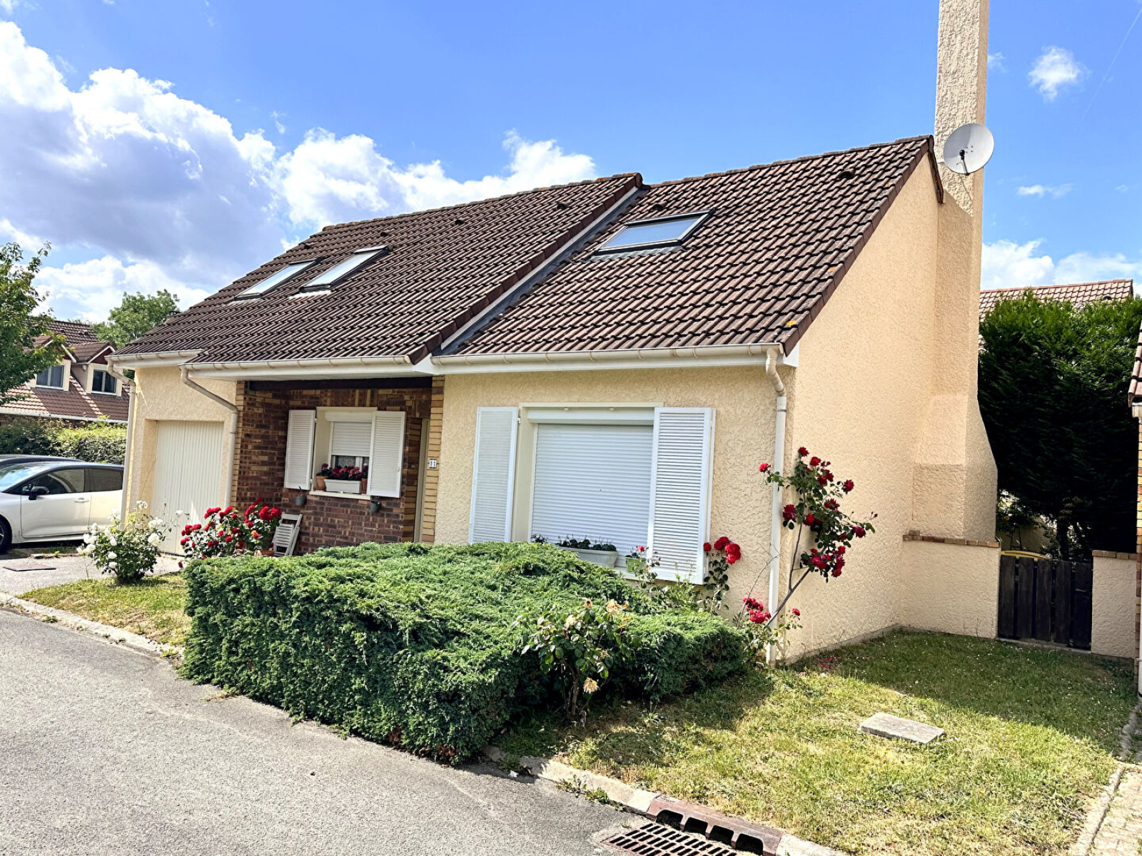 Image_, Maison, Montigny-le-Bretonneux, ref :8810