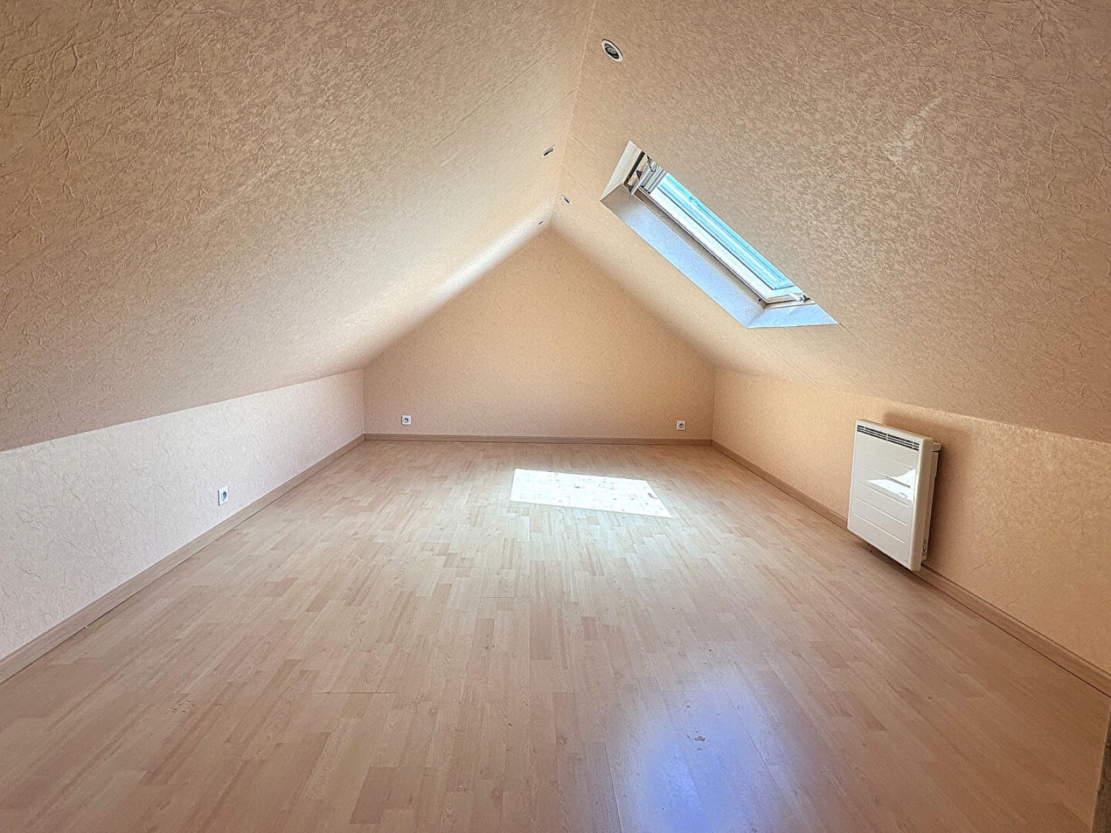 Image_, Maison, Montigny-le-Bretonneux, ref :8810