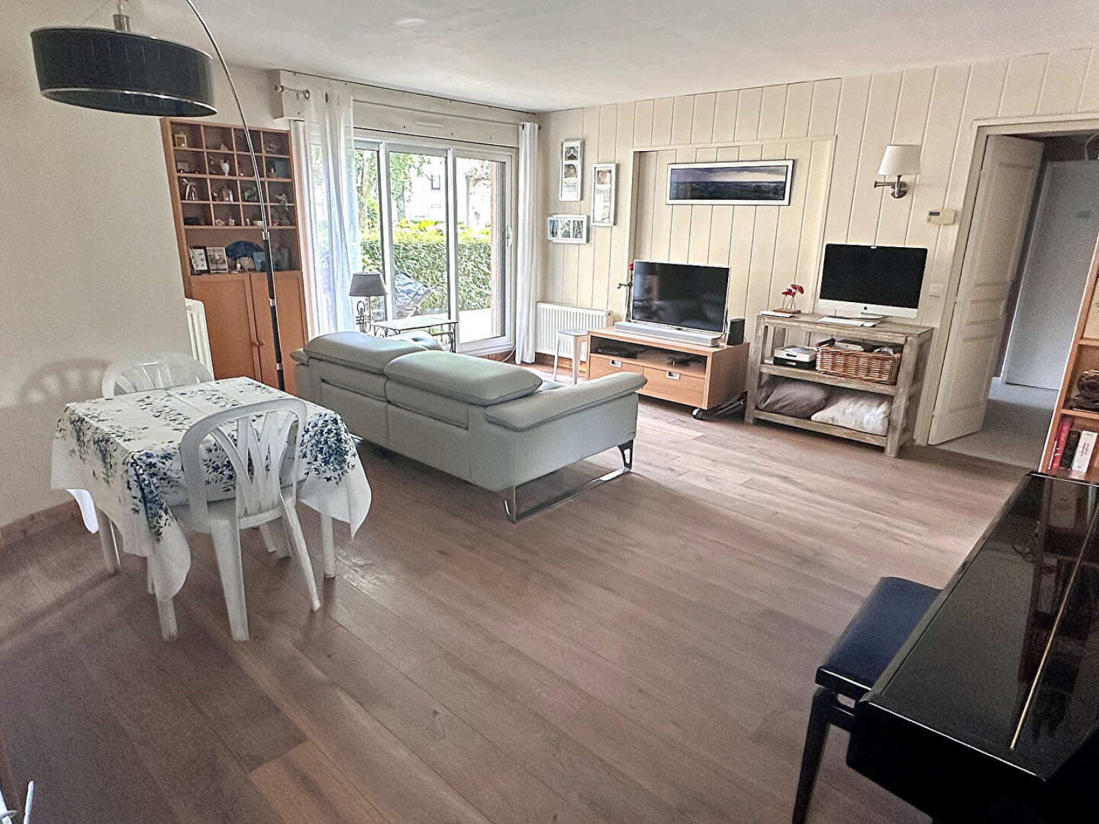 Image_, Appartement, Montigny-le-Bretonneux, ref :8872