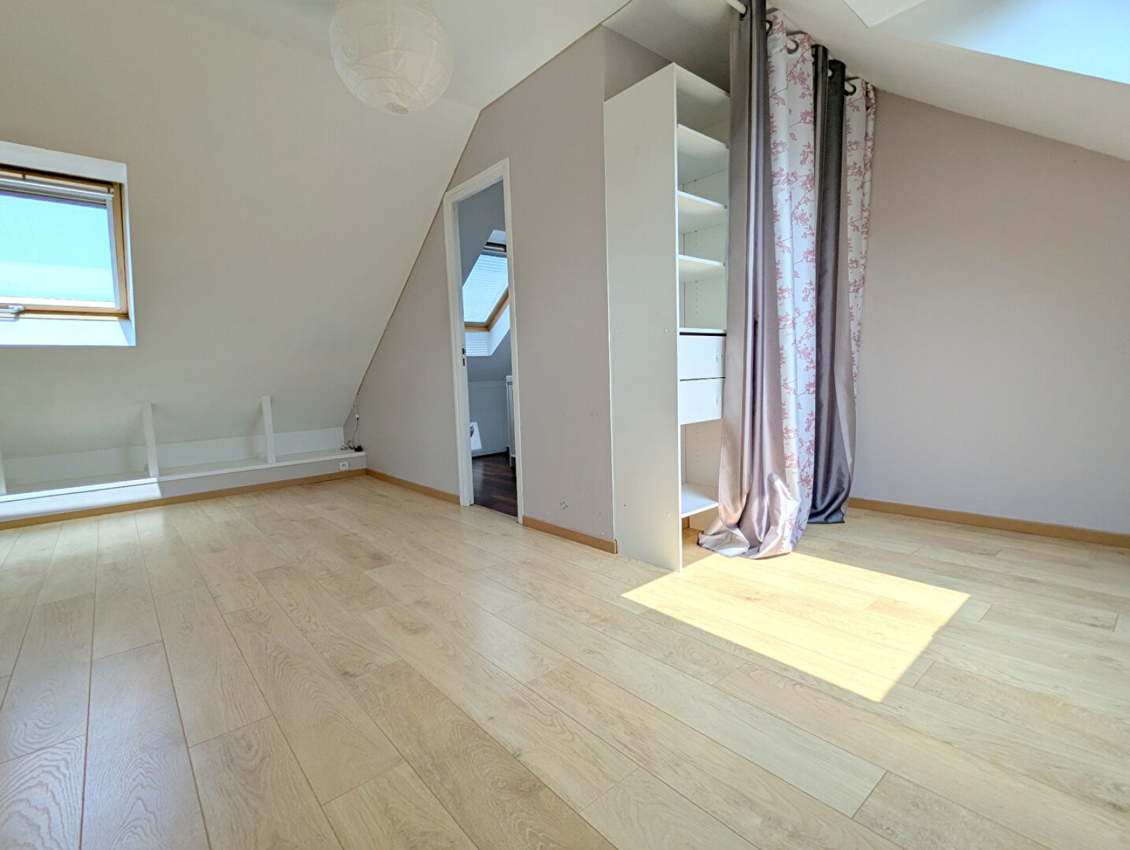 Image_, Maison, Montigny-le-Bretonneux, ref :8816