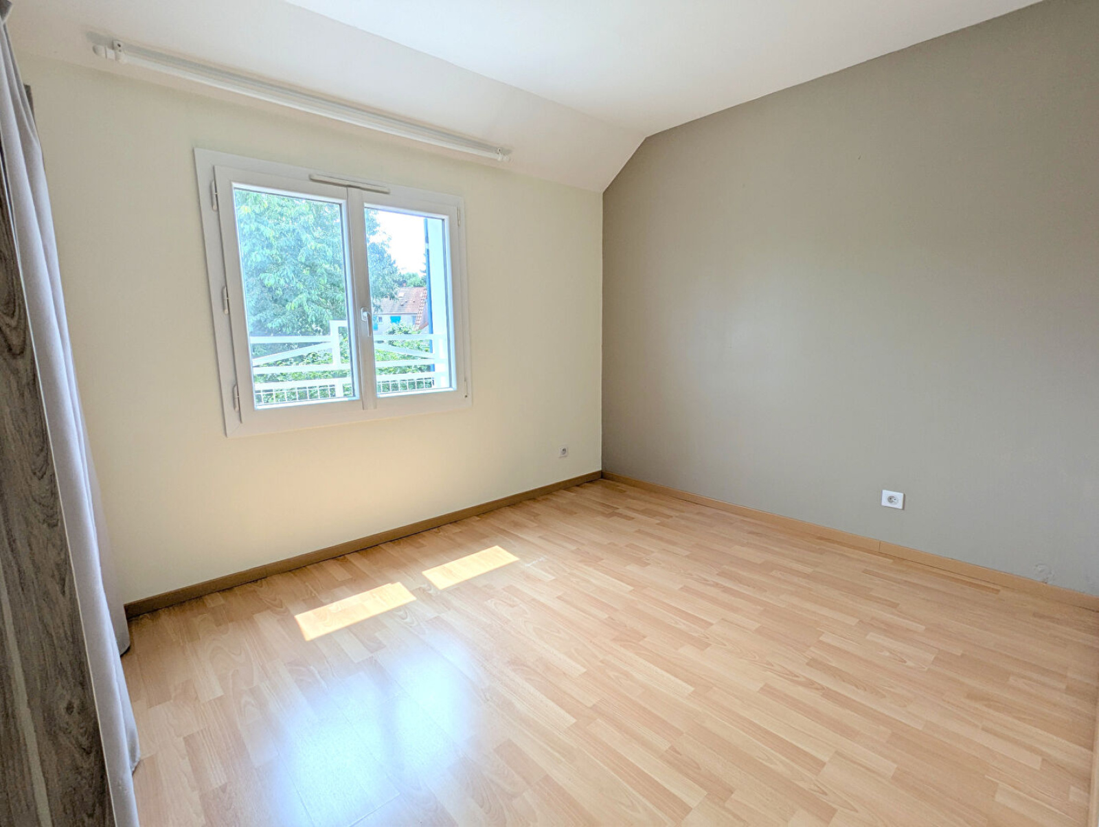 Image_, Maison, Montigny-le-Bretonneux, ref :8816