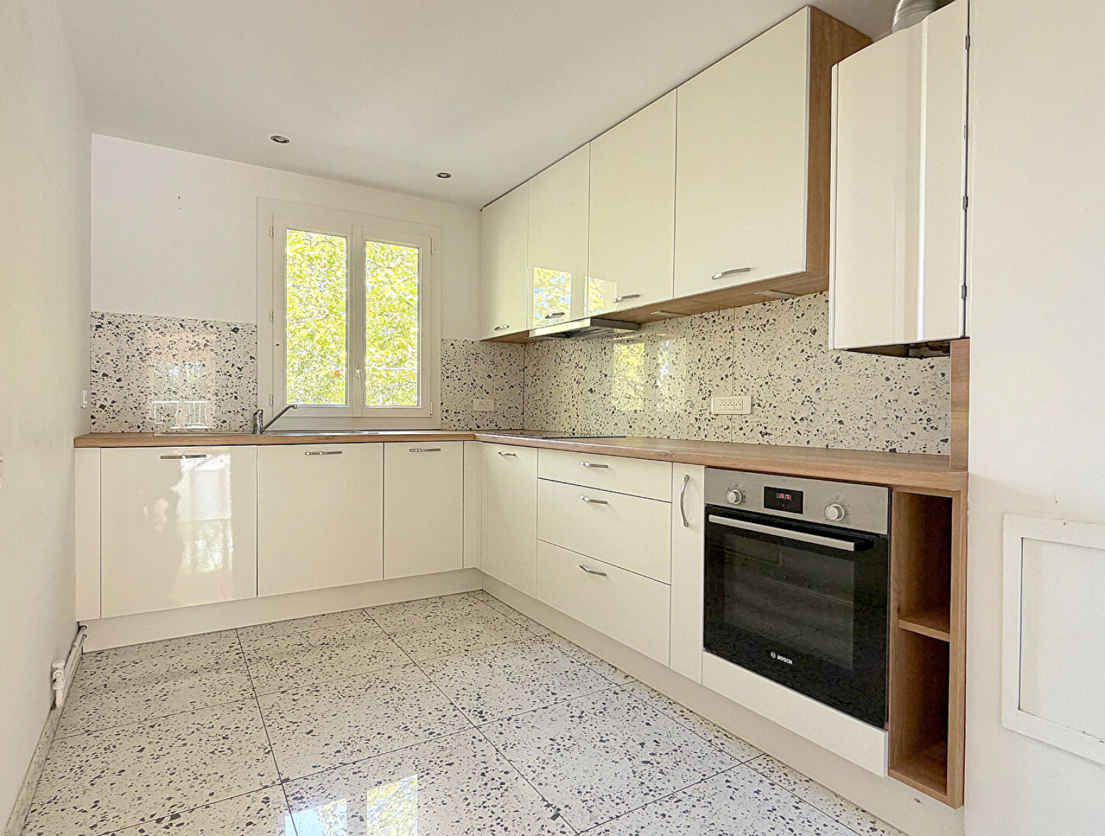 Image_, Appartement, Montigny-le-Bretonneux, ref :8962