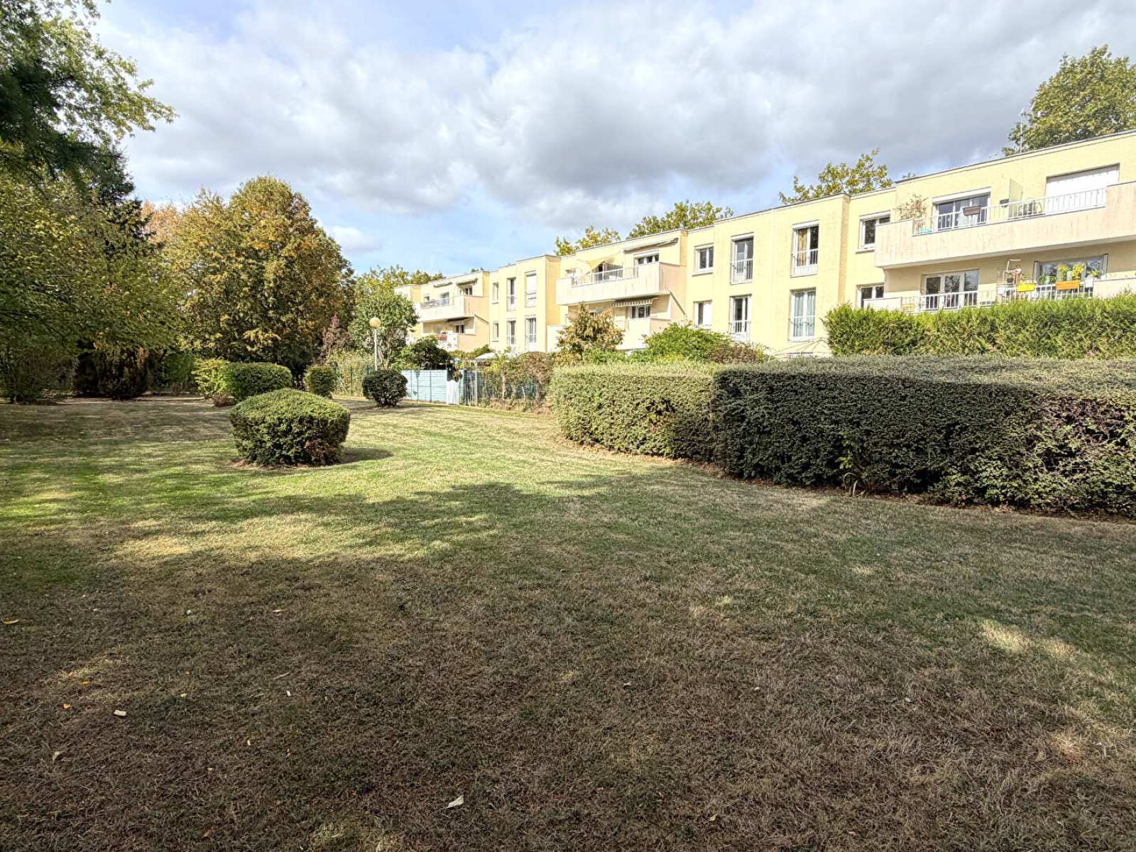 Image_, Appartement, Montigny-le-Bretonneux, ref :8962