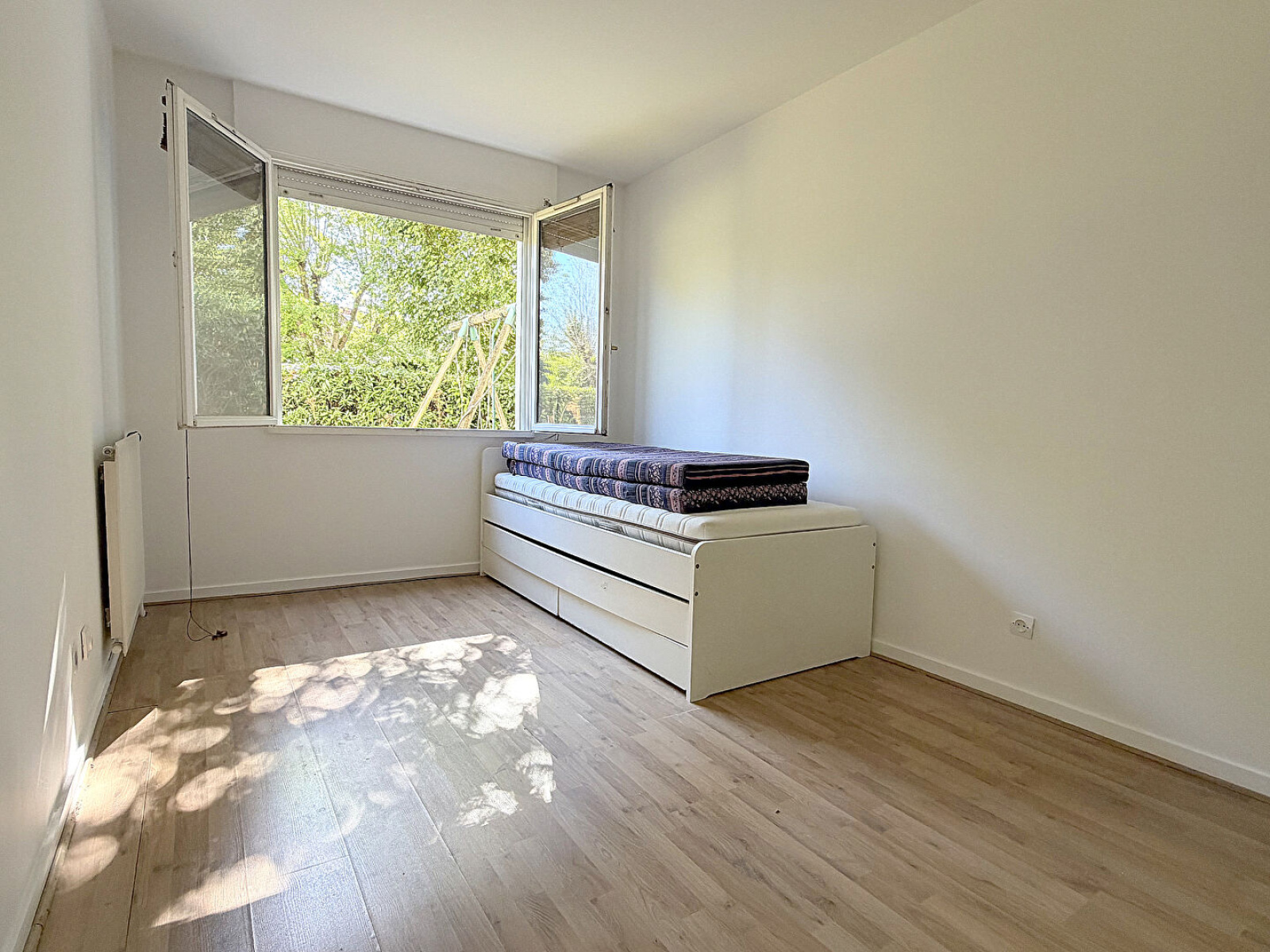 Image_, Appartement, Montigny-le-Bretonneux, ref :8970